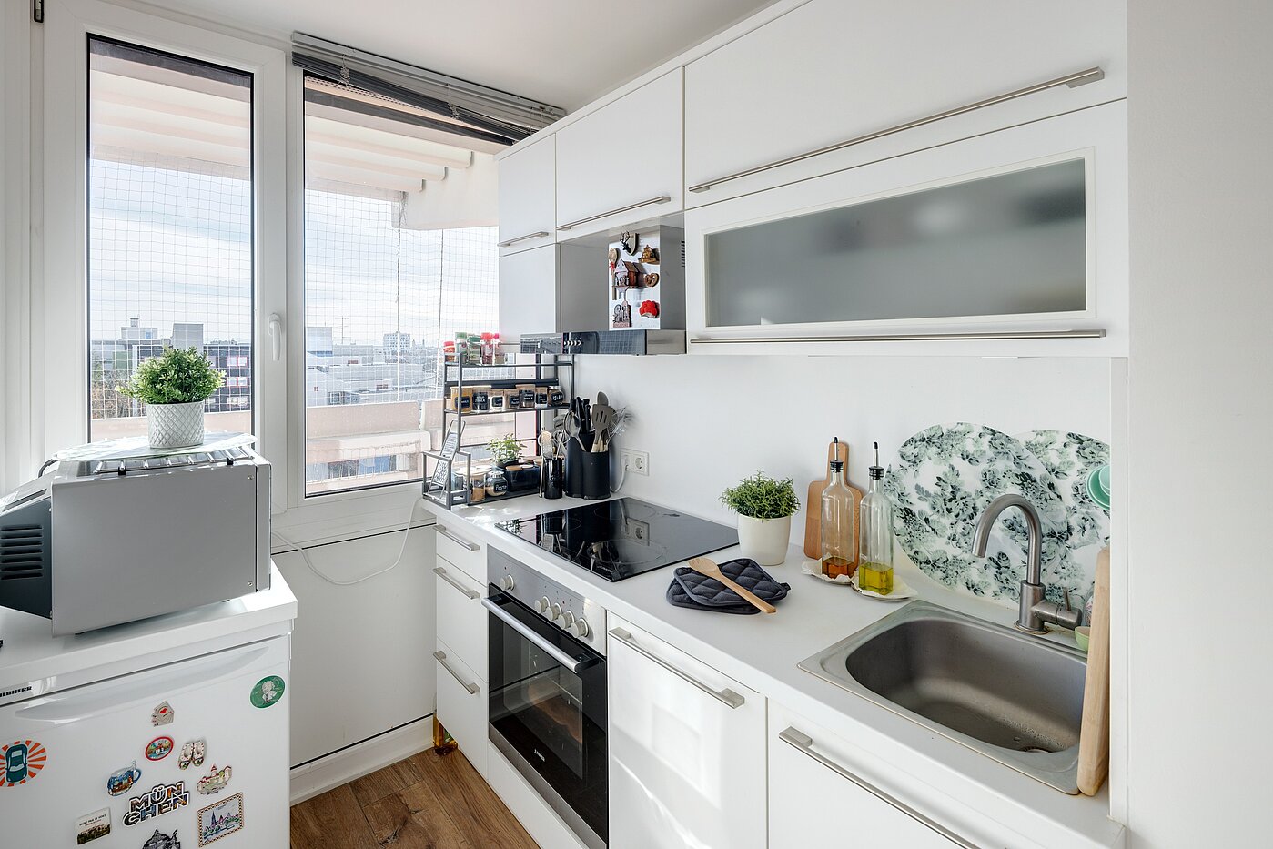 Квартира в многоэтажно доме с 3 комнатами | München-Schwabing | 70318 | ...voll ausgestattet