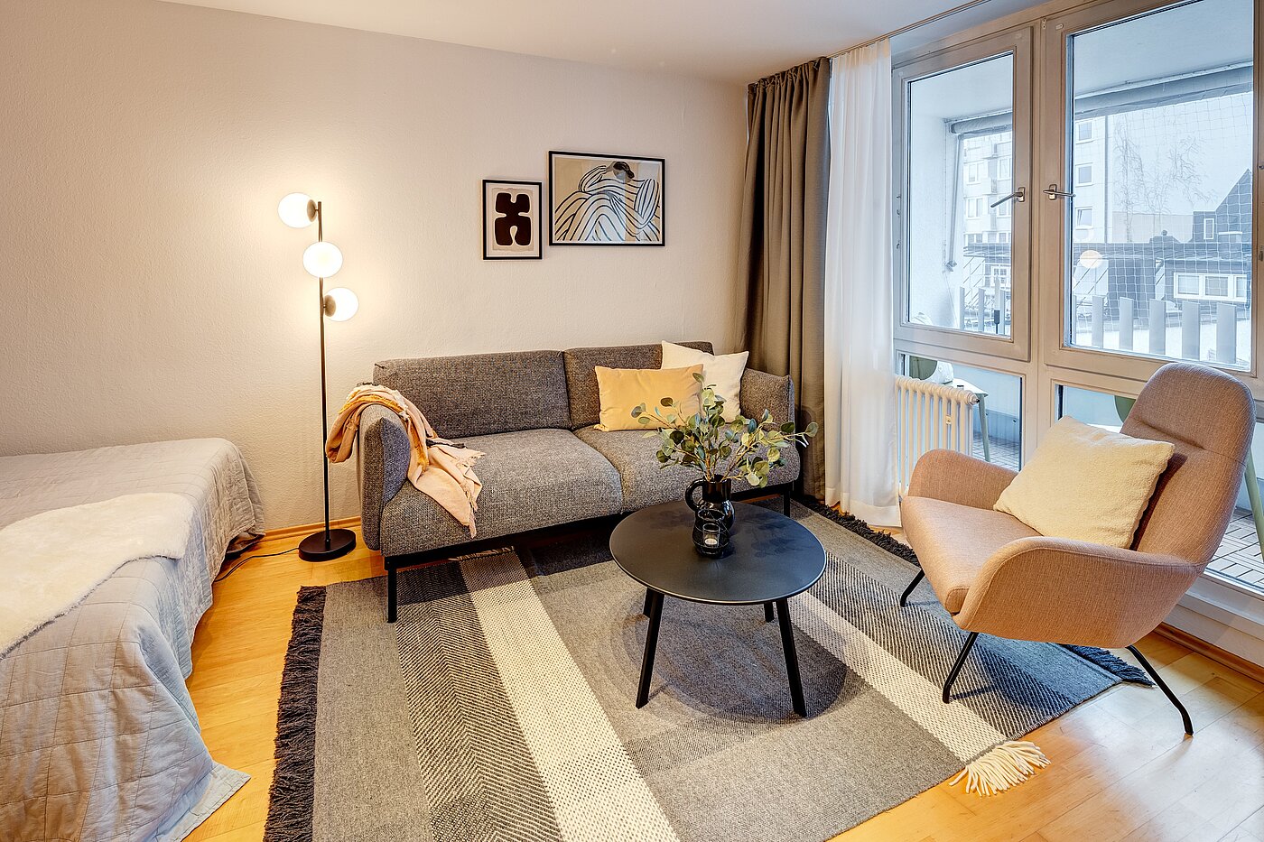 Квартира в многоэтажно доме с 1 комнатная | München-Maxvorstadt | 70132 | Gemütliches Wohnen und...