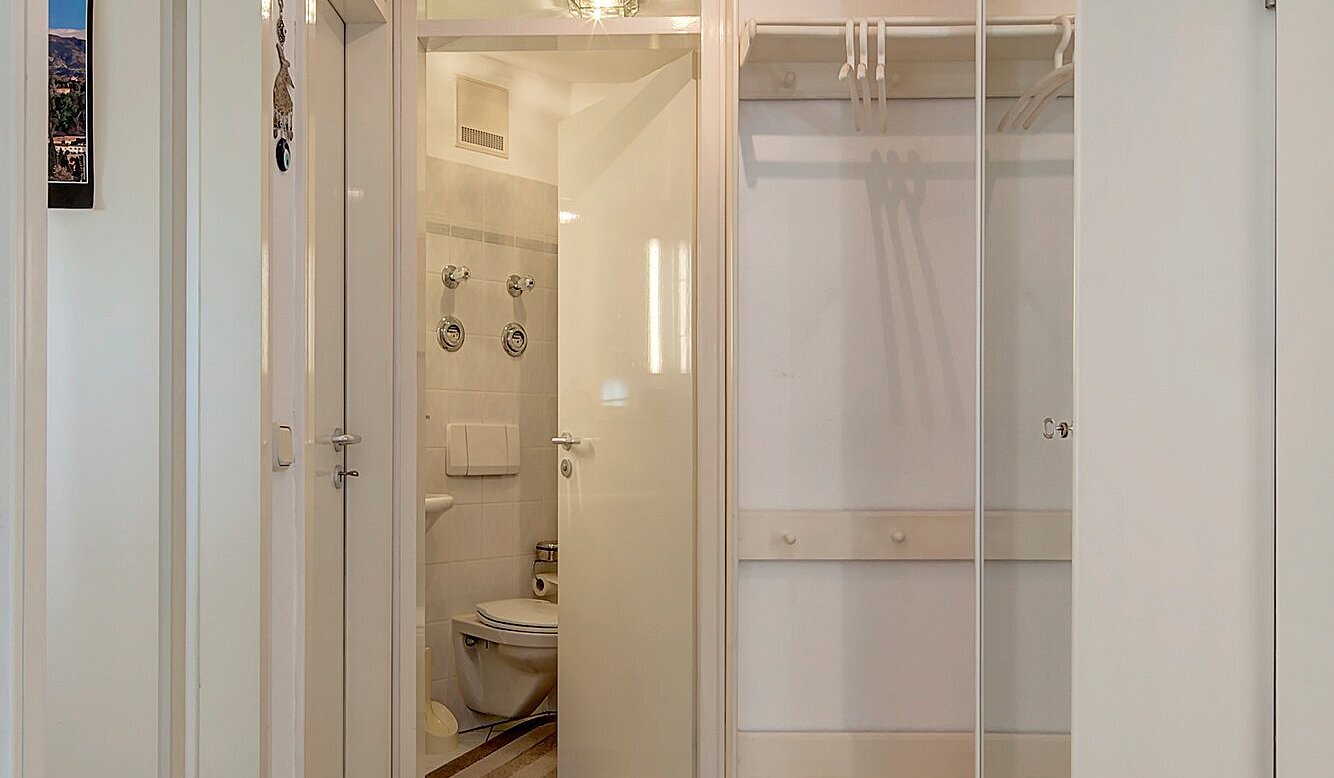 Квартира в многоэтажно доме с 2 комнатами | München-Nymphenburg | 1809ML2 | Diele mit Stauraum