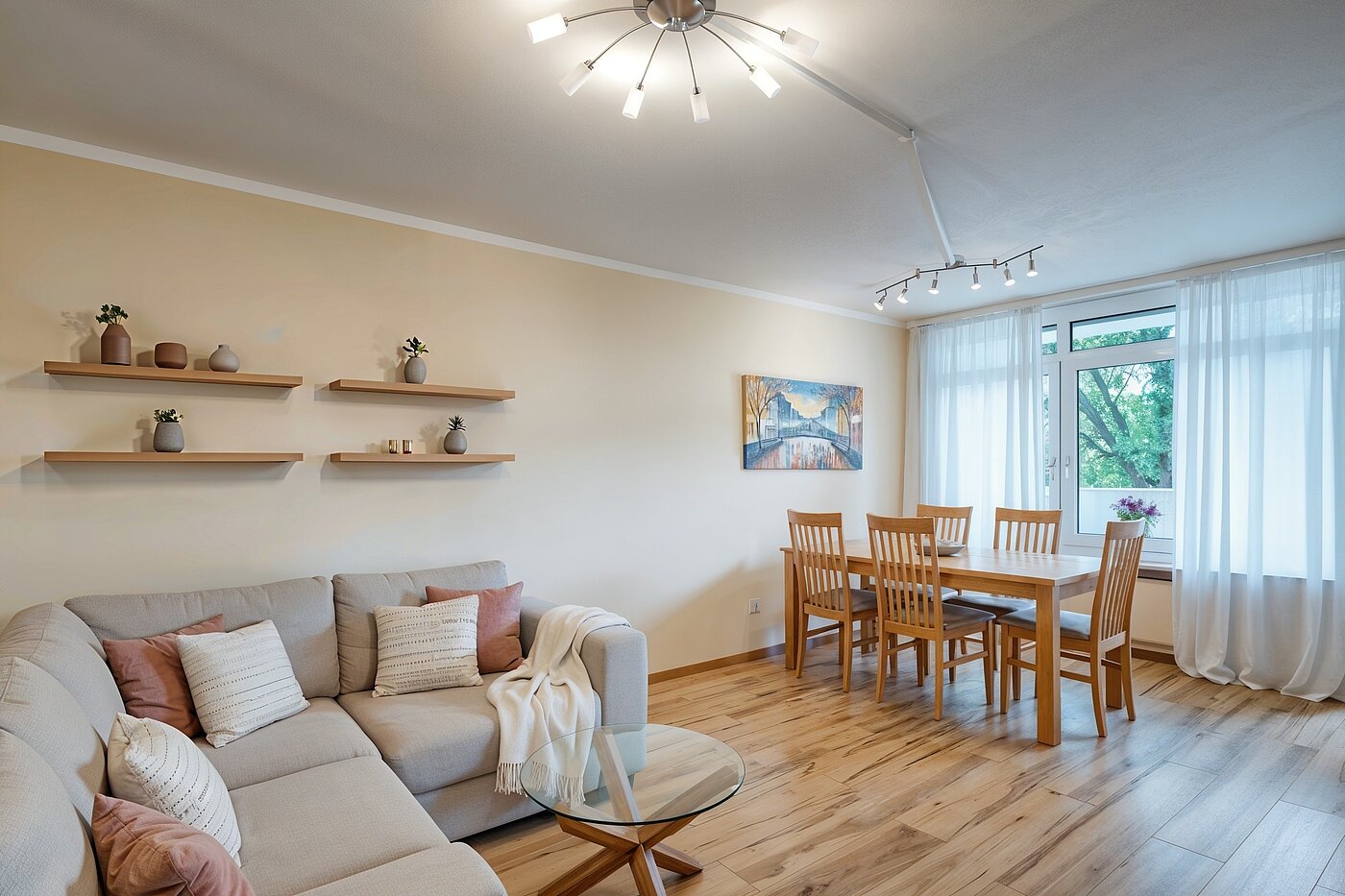 Квартира в многоэтажно доме с 4 комнатами | München-Aubing | 70276 | KI-generiertes Möblierungsbeispiel