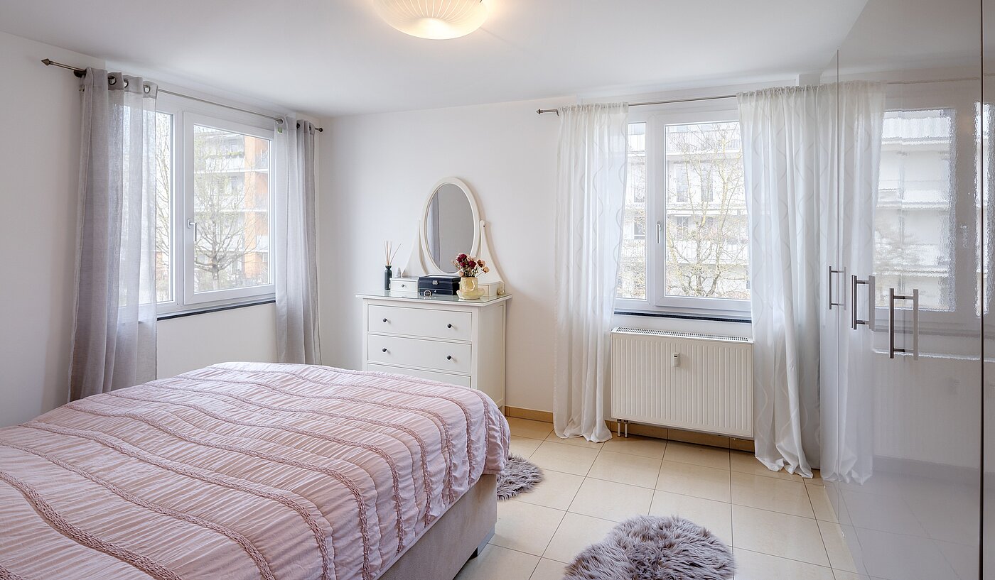 Половина двухквартирного жилого дома с 5 комнатами | Unterföhring | 70119 | Geräumiges Schlafzimmer