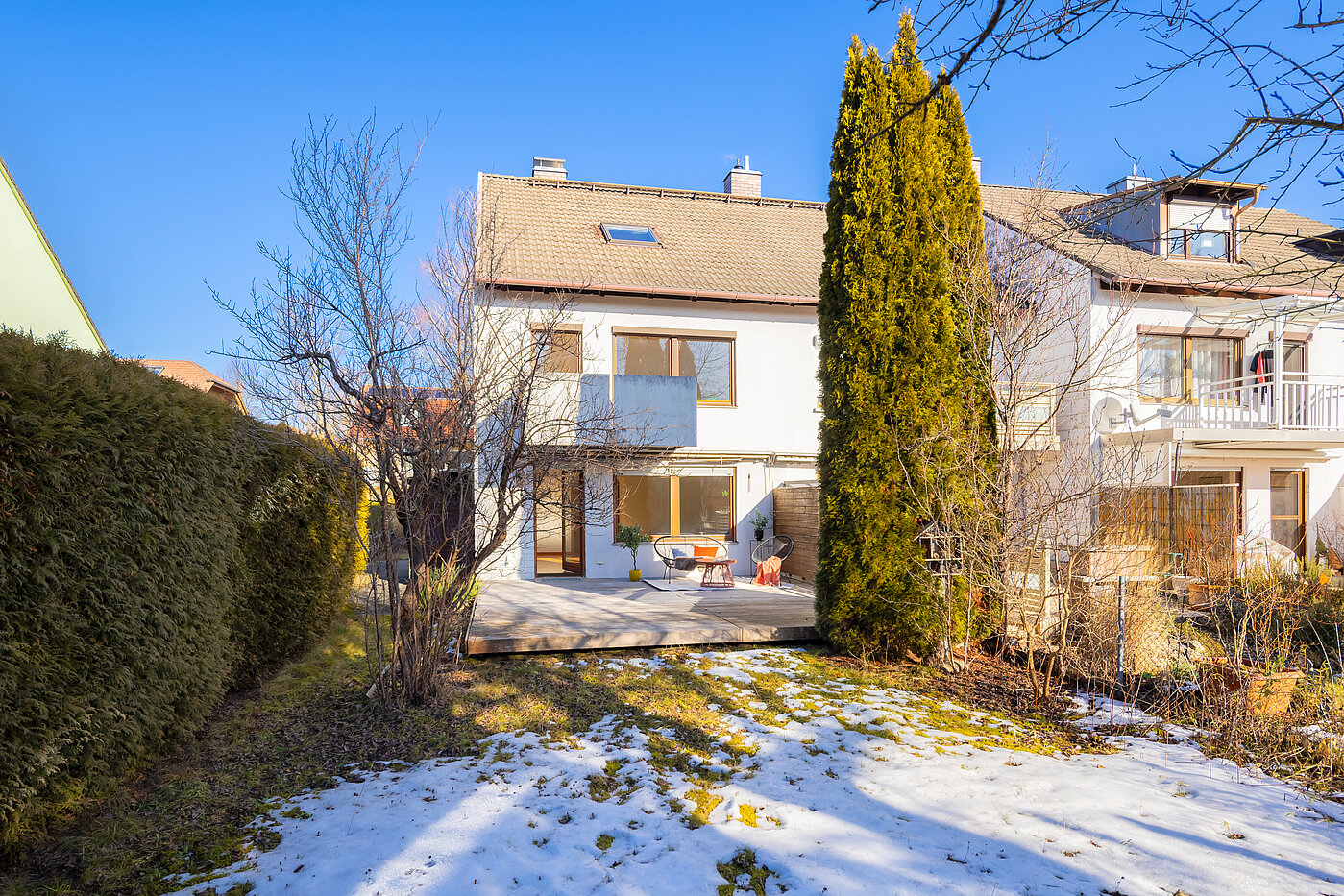 Угловой террасный дом с 5.5 комнатами | München-Trudering | 702531