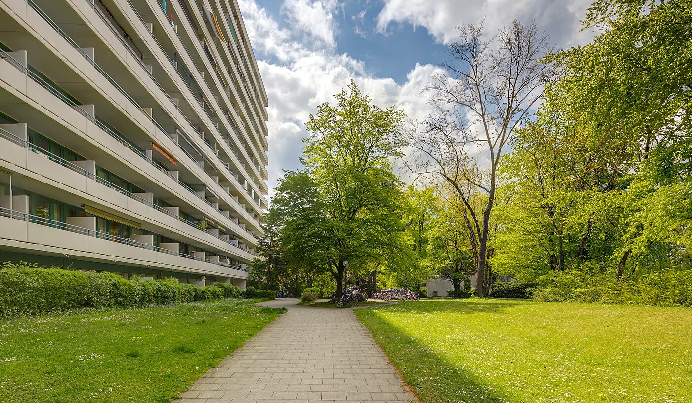 Квартира в многоэтажно доме с 2 комнатами | München-Sendling-Westpark | 2204ML2 | Zugang zum Haus