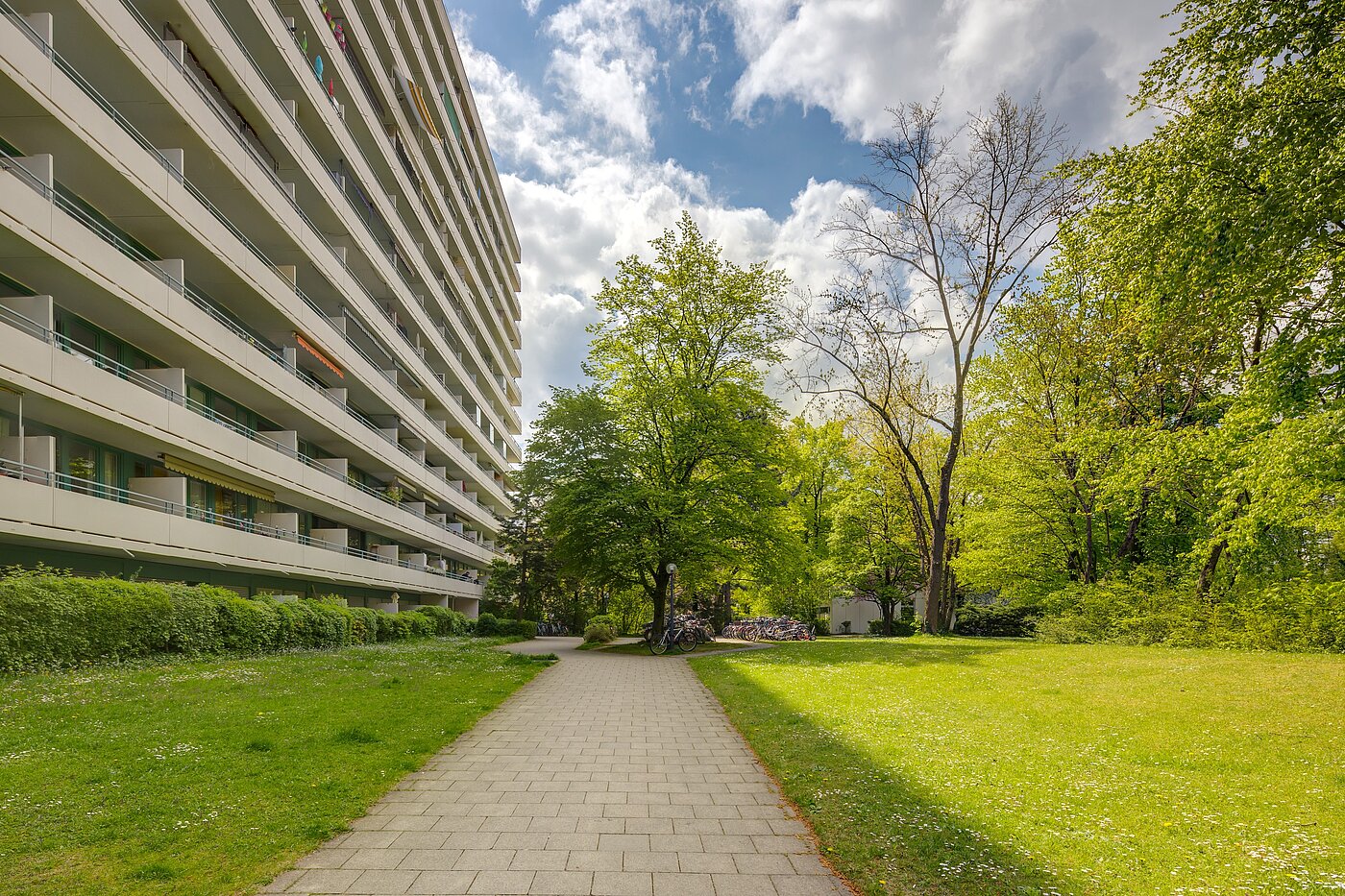 Квартира в многоэтажно доме с 2 комнатами | München-Sendling-Westpark | 2204ML2 | Zugang zum Haus