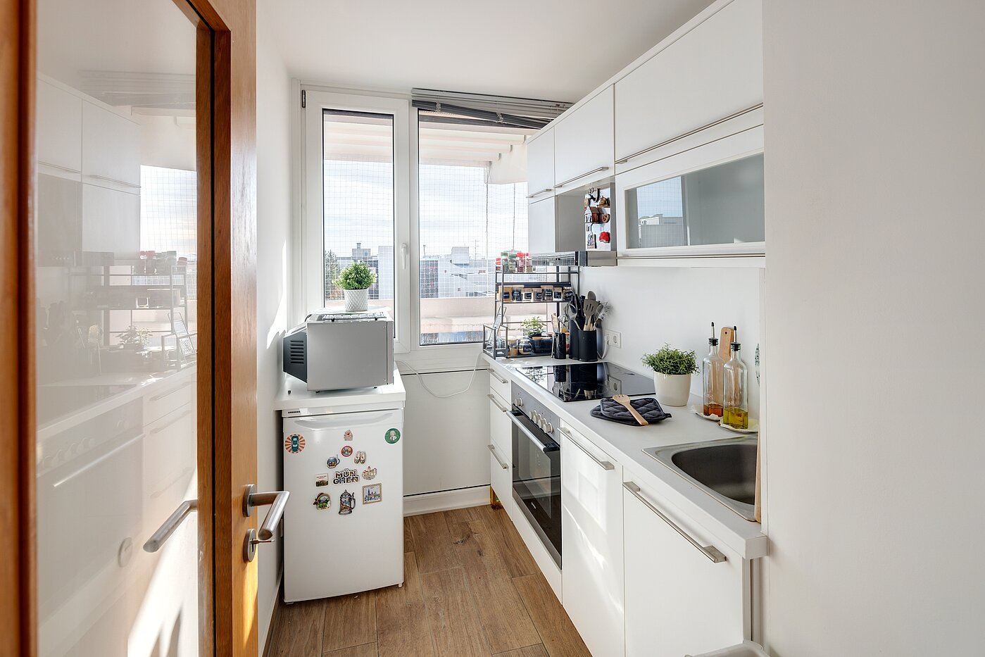 Квартира в многоэтажно доме с 3 комнатами | München-Schwabing | 703181 | Küche...