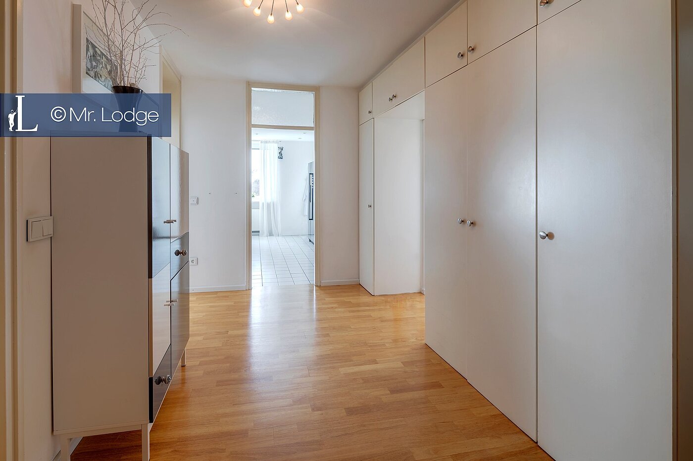 Penthouse с 4.5 комнатами | Aschheim | 1802ML7 | Entreé mit Einbauschränken
