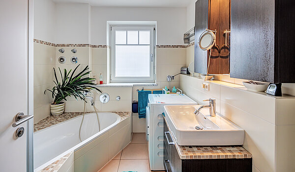 Квартира в многоэтажно доме с 3.5 комнатами | Bad Aibling | 70442 | Badezimmer...