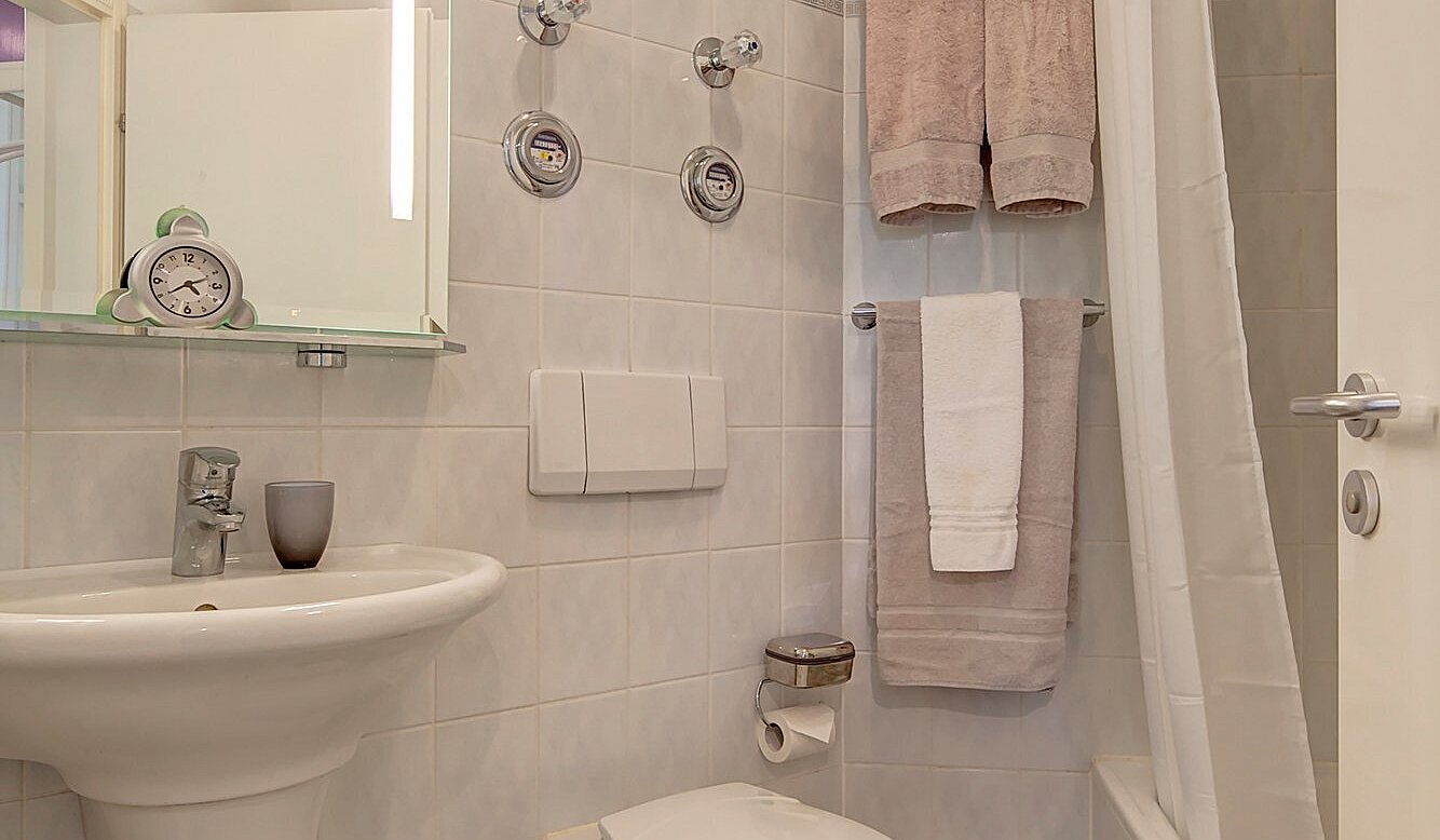 Квартира в многоэтажно доме с 2 комнатами | München-Nymphenburg | 1809ML2 | Bad mit