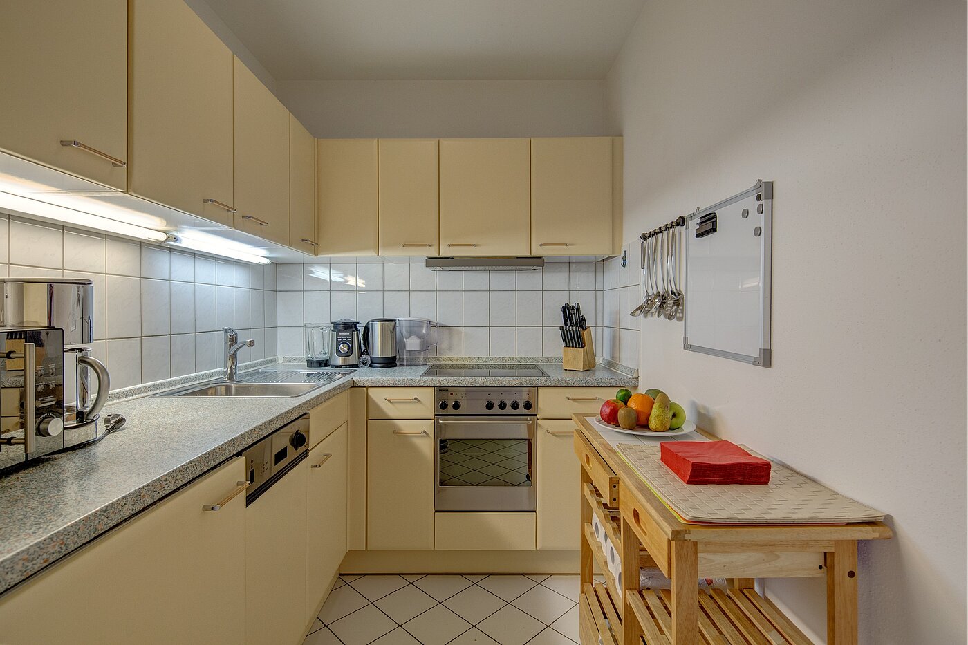 Квартира в многоэтажно доме с 2 комнатами | München-Ramersdorf | 2207ML11 | Schöne Küche mit...