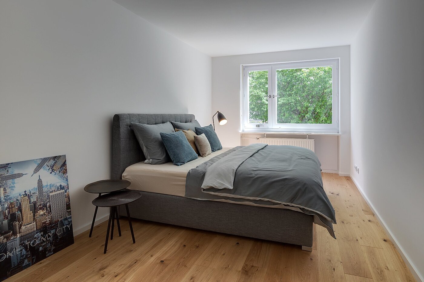 Квартира в многоэтажно доме с 3 комнатами | München-Neuhausen | 1803D7 | Großzügiges Schlafzimmer