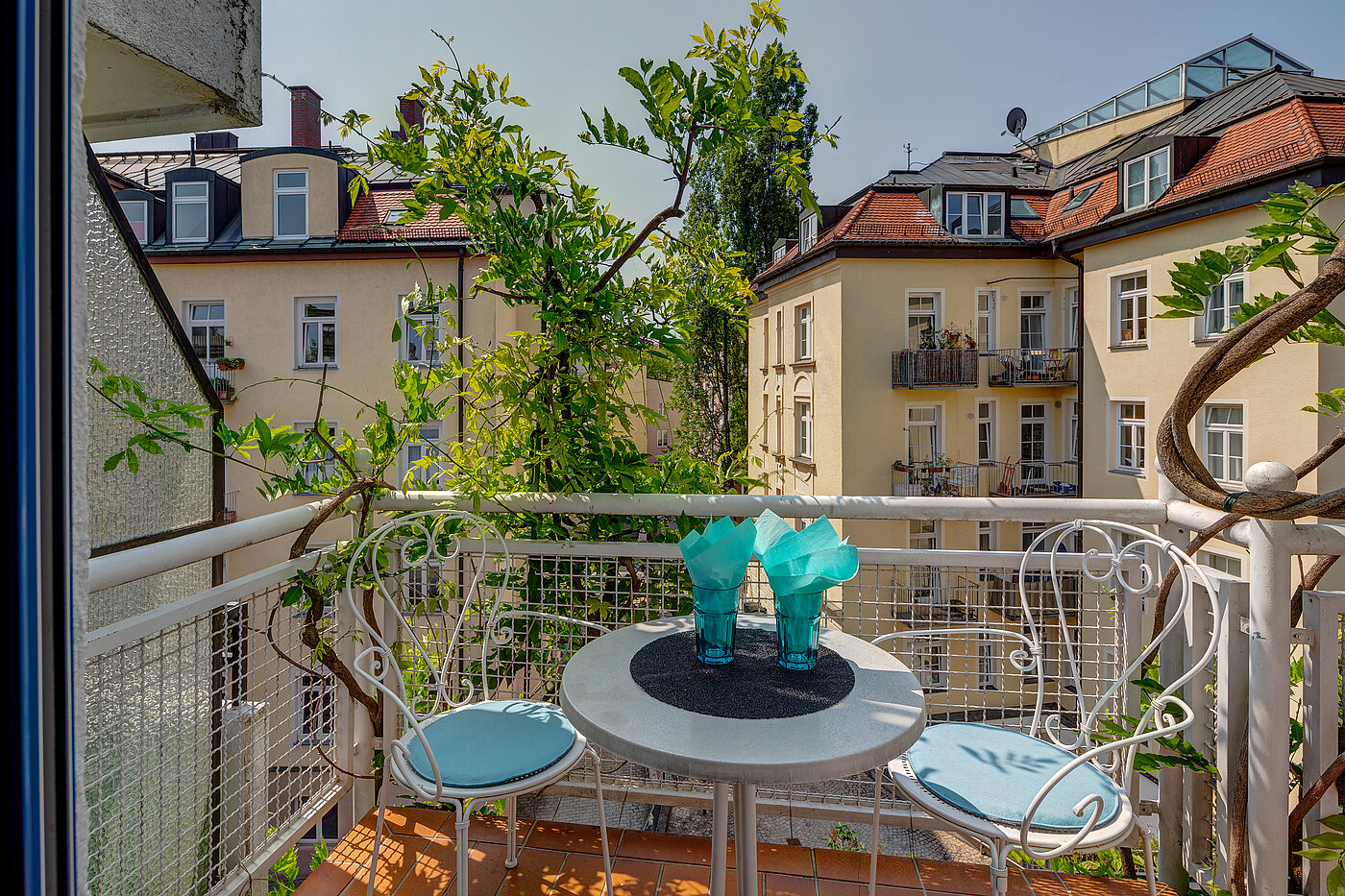 Квартира в многоэтажно доме с 2 комнатами | München-Schwabing | 70434 | ...mit Balkon und...