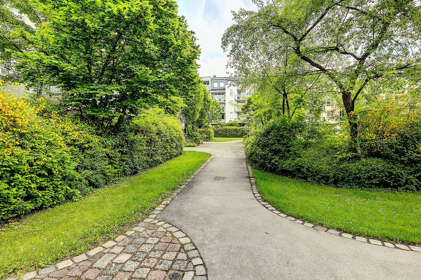 Квартира в многоэтажно доме с 2 комнатами | München-Oberföhring | 2007ML8 | gepflegte Nachbarschaft