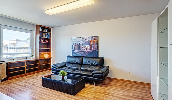 Квартира в многоэтажно доме с 2.5 комнатами | München-Hadern | 70393 | Wohnzimmer...