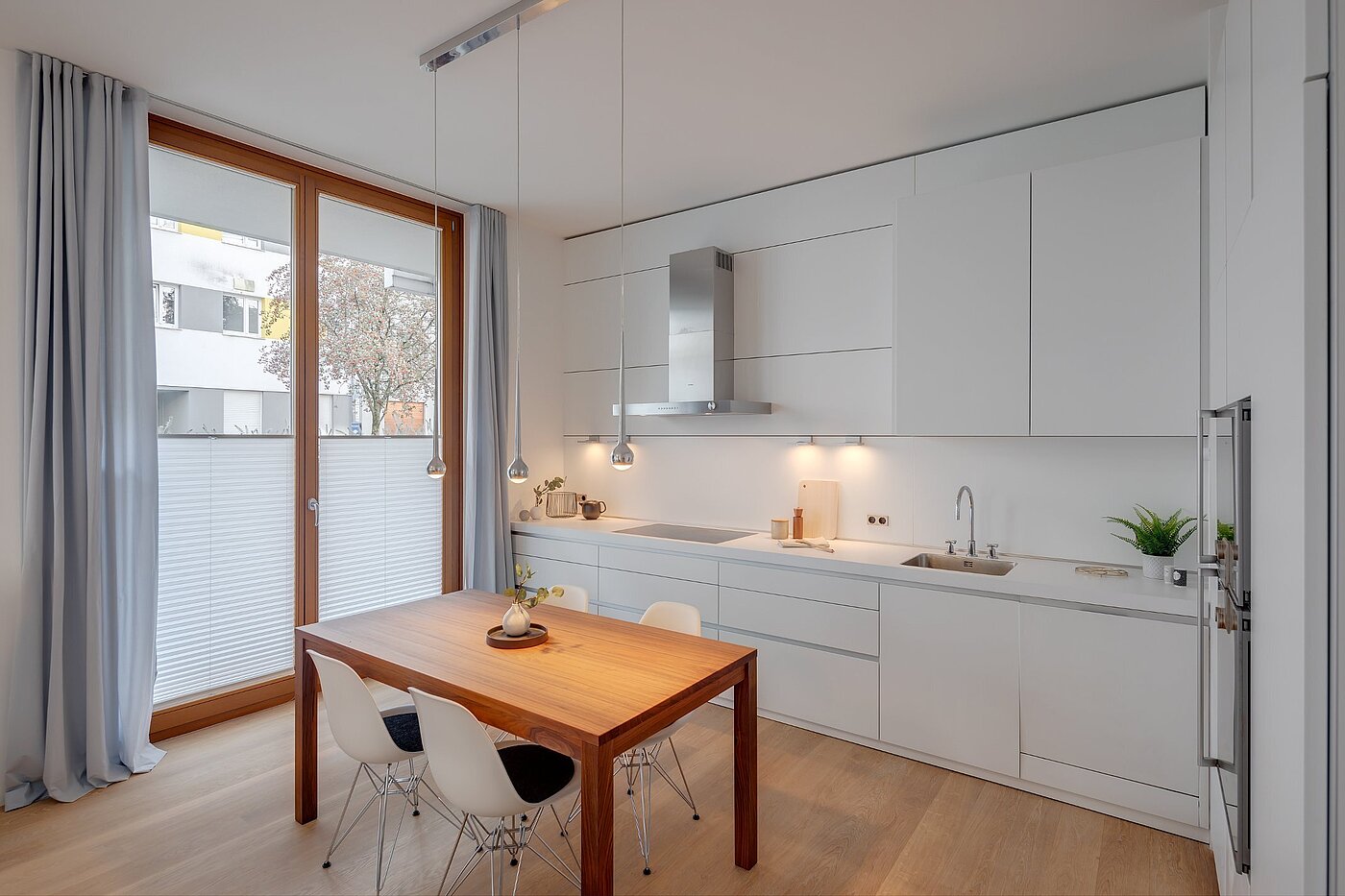 Высокий первый этаж с 3 комнатами | München-Sendling | 2009ML8 | ...und die Designer-Küche
