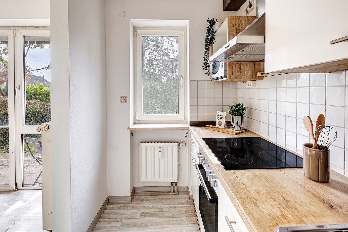Плоский с 1.5 комнатами | München-Aubing | 70000 | Küche mit Fenster...