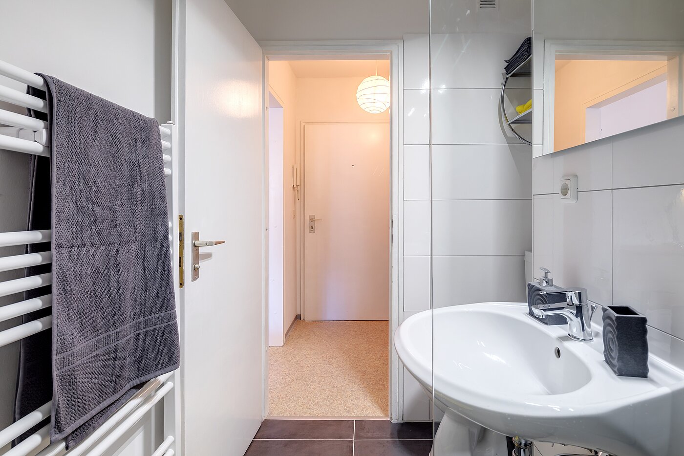 Квартира в многоэтажно доме с 1 комнатная | München-Neuhausen | 2301ML8 | ...und Handtuchheizkörper