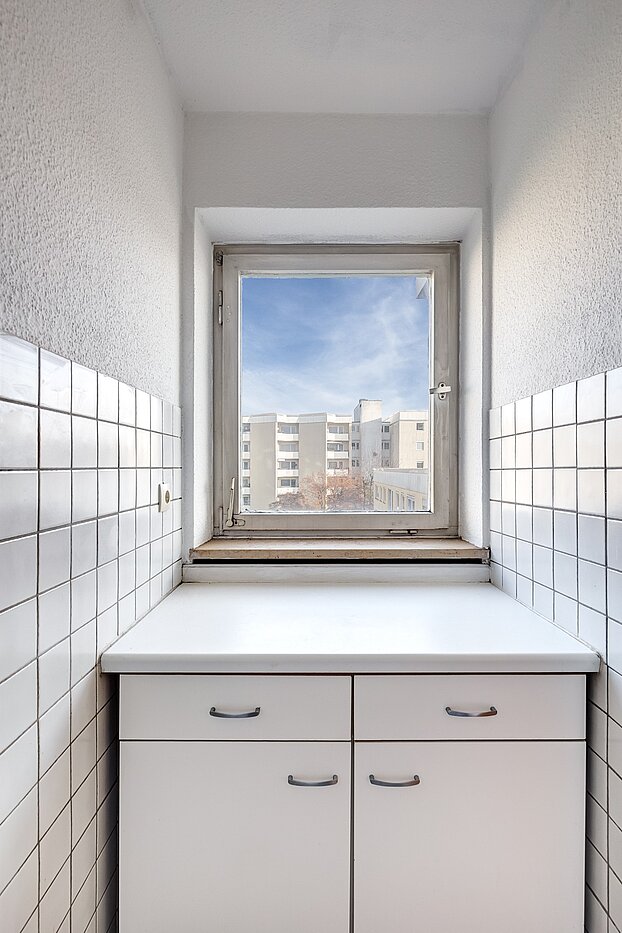 Квартира в многоэтажно доме с 2 комнатами | München-Freimann | 70158 | ...mit Fenster