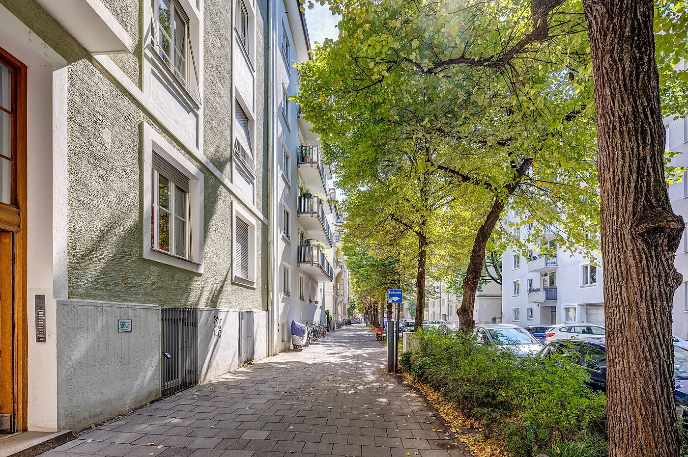 Квартира в многоэтажно доме с 3 комнатами | München-Schwabing | 2212ML1 | ...viel Grün im Sommer