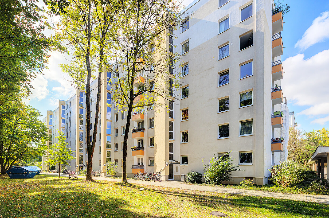 Квартира в многоэтажно доме с 2 комнатами | München-Bogenhausen | 70287 | Ansicht Eingangsseite