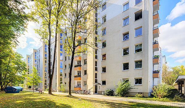 Квартира в многоэтажно доме с 2 комнатами | München-Bogenhausen | 70287 | Ansicht Eingangsseite