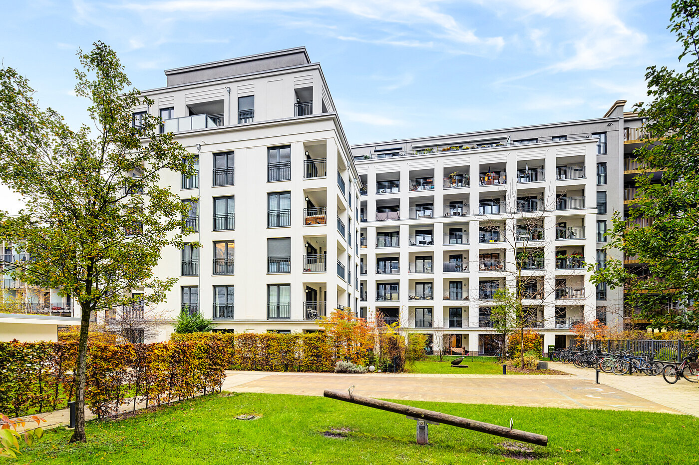 Квартира в многоэтажно доме с 2 комнатами | München-Bogenhausen | 70160 | Innenhof