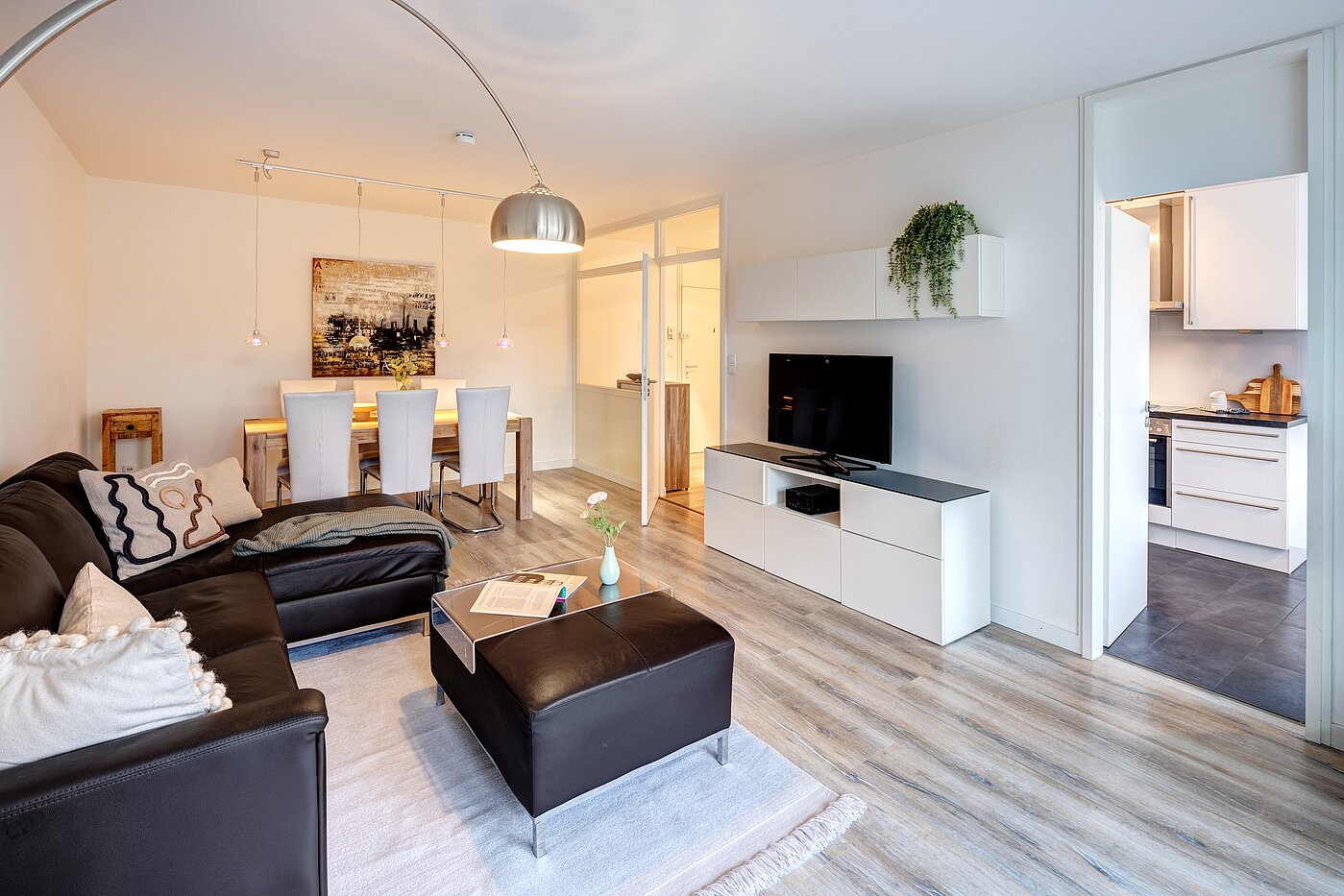 Квартира в многоэтажно доме с 3.5 комнатами | München-Bogenhausen | 70267 | Direkter Zugang...