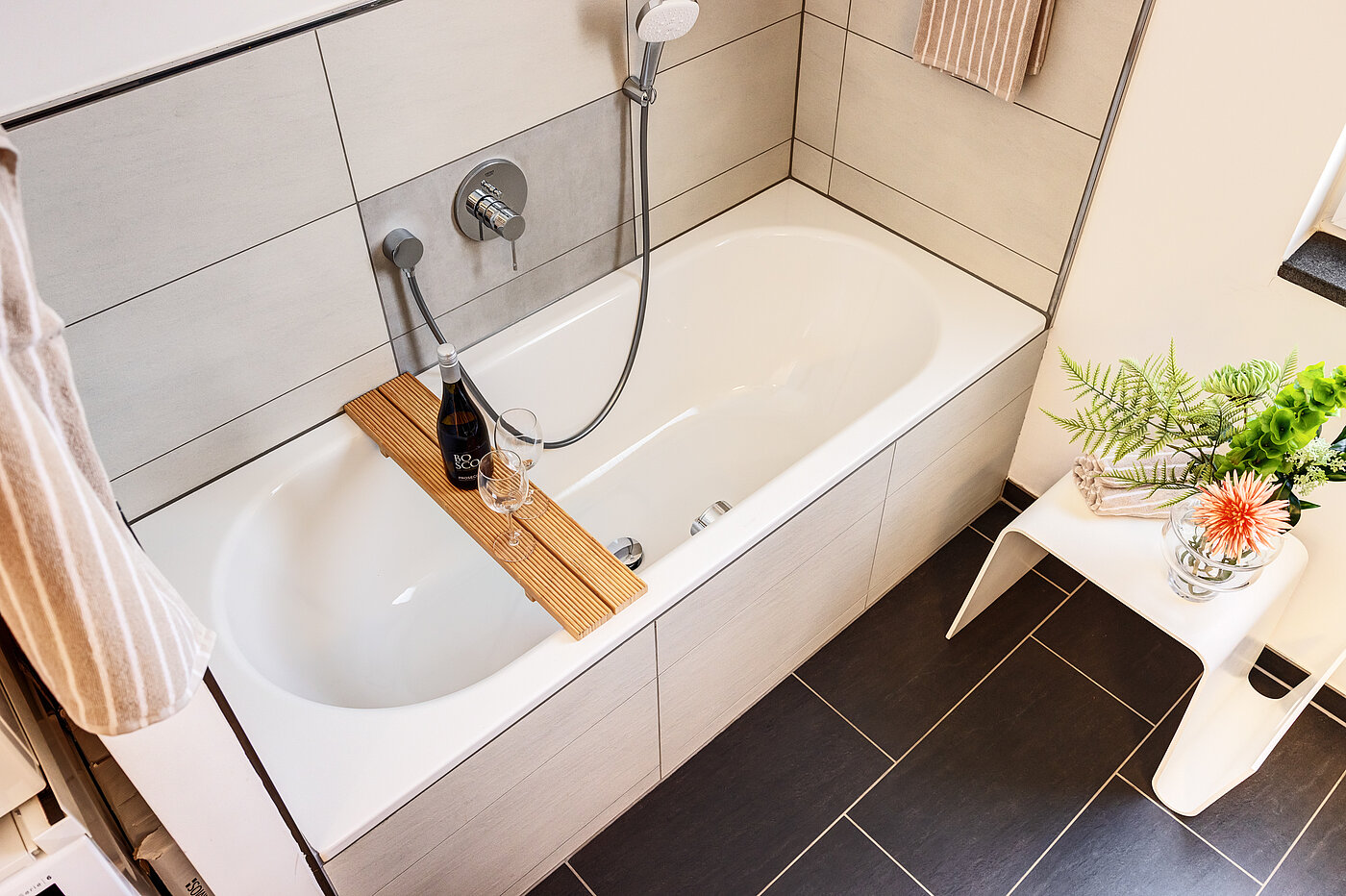Penthouse с 2 комнатами | München-Bogenhausen | 70385 | ...mit Badewanne und ...