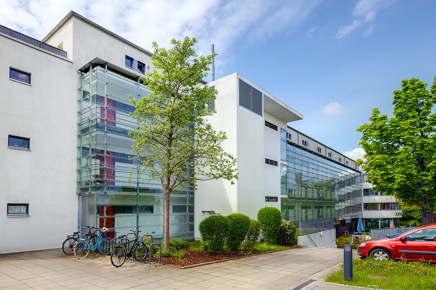 Квартира в многоэтажно доме с 2 комнатами | Haar | 70426 | Hausansicht