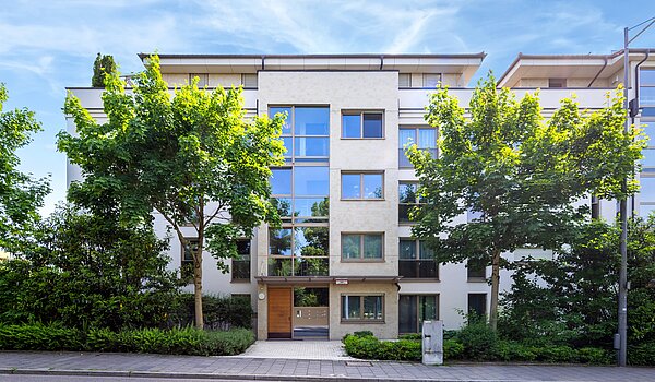 Penthouse с 3.5 комнатами | München-Oberföhring | 70237 | Ansicht von der Straße
