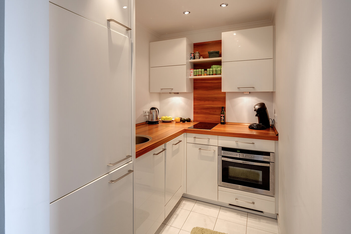 Apartment с 1 комнатная | München-Allach | 70298 | Schöne Eckküche