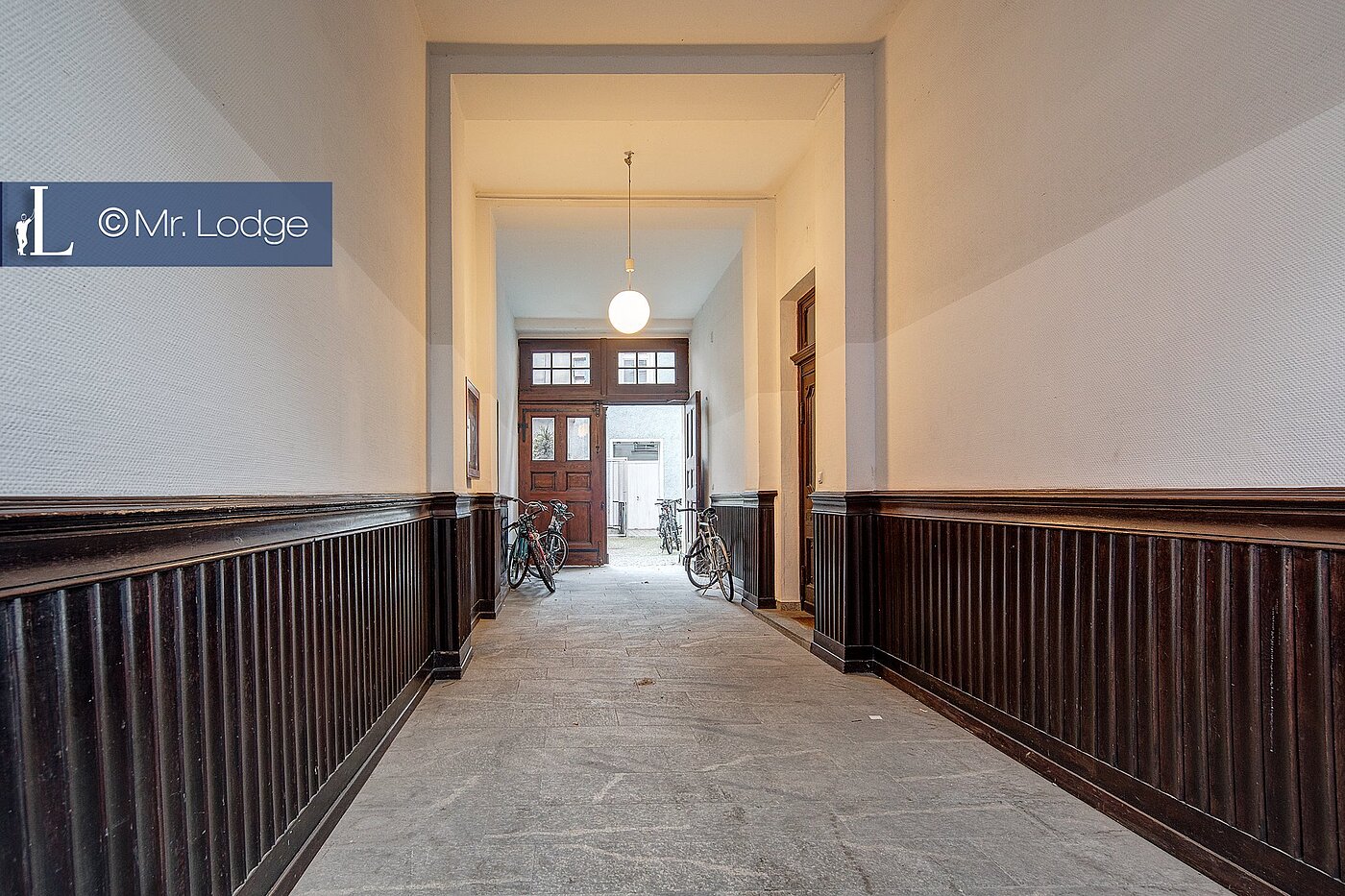 Квартира в многоэтажно доме с 4.5 комнатами | München-Ludwigsvorstadt | 1712ML2 | Hofzufahrt