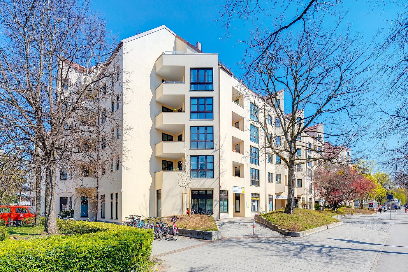 Квартира в многоэтажно доме с 2 комнатами | München-Neuhausen | 2003ML5 | Gebäudeansicht