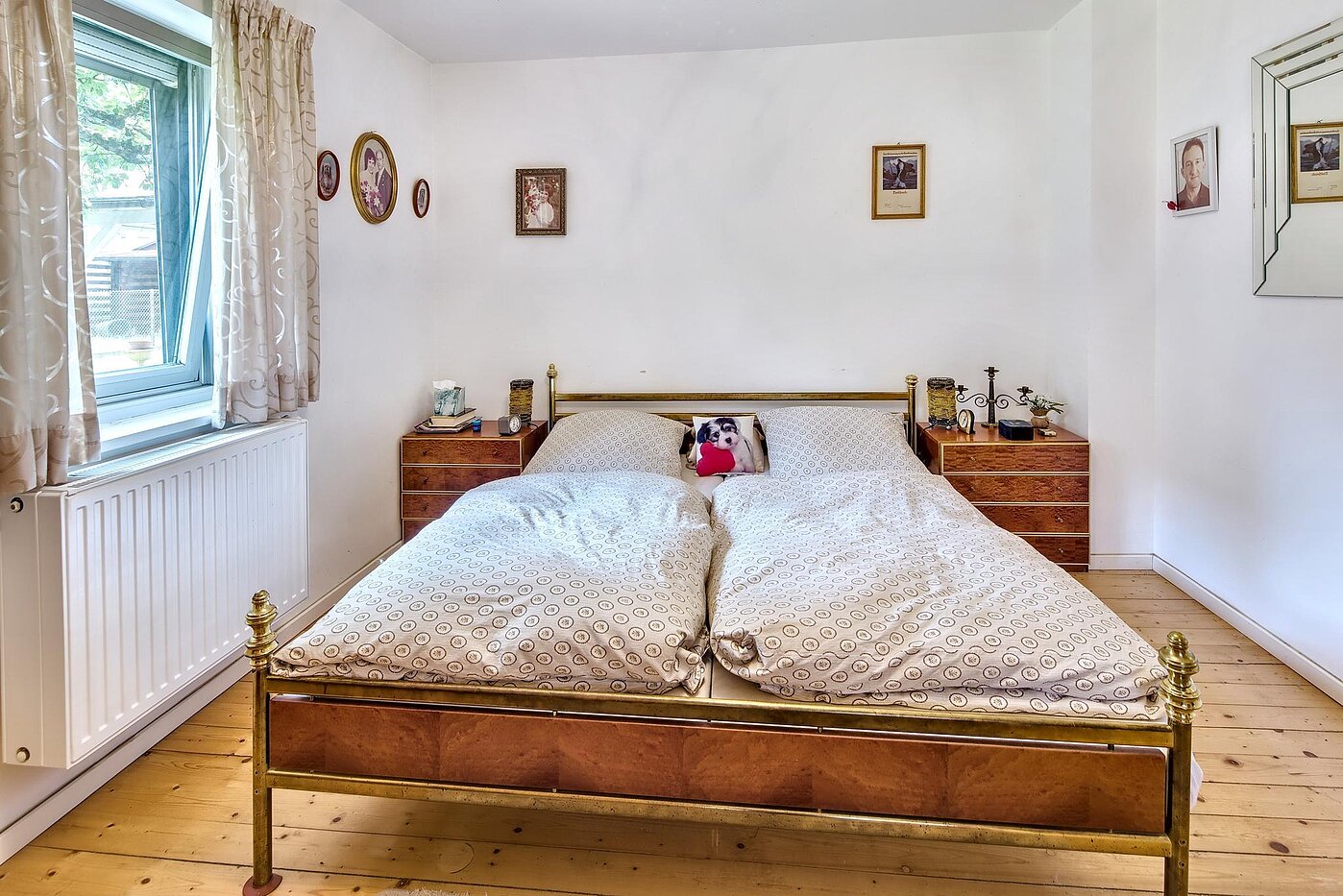 Особняк с 8 комнатами | 70229 | Schlafzimmer...