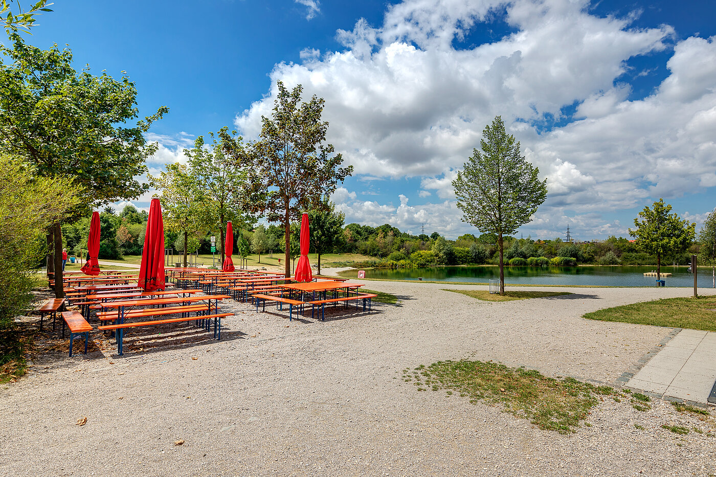 Квартира в многоэтажно доме с 2 комнатами | Poing | 70373 | Bergfeldsee