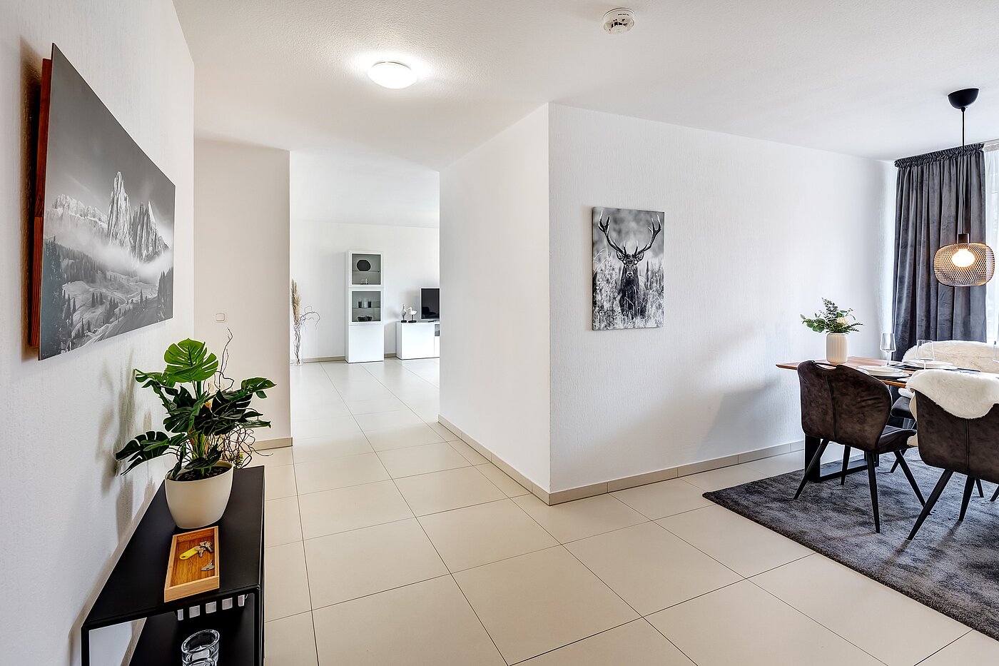 Квартира в многоэтажно доме с 3.5 комнатами | 70284 | Blick ins Wohnzimmer