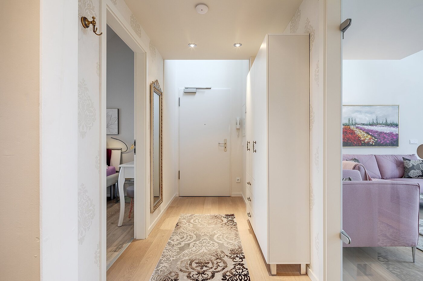 Квартира в многоэтажно доме с 2.5 комнатами | München-Moosach | 2012ML4 | Geräumiger Flur