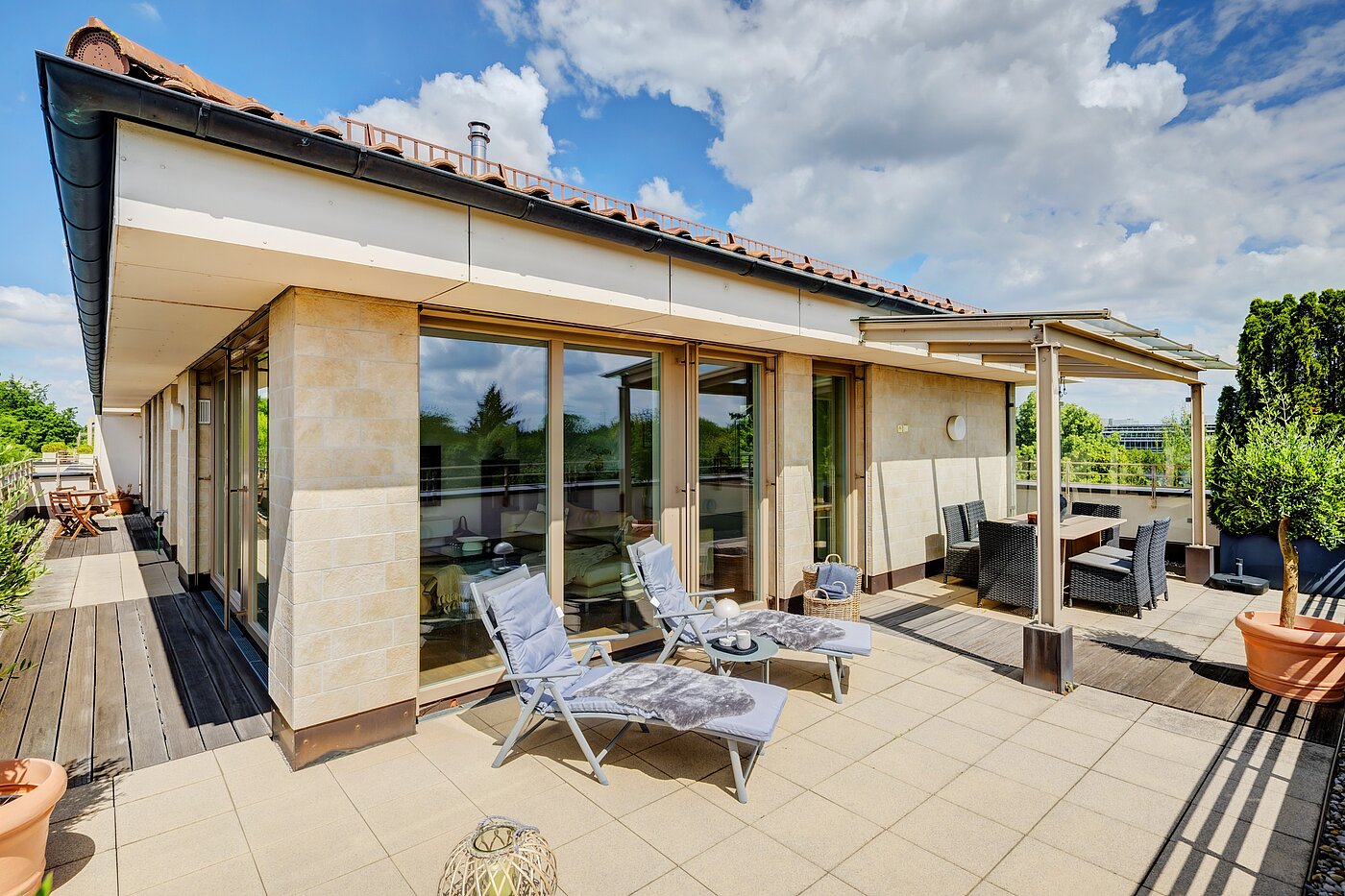 Penthouse с 3.5 комнатами | München-Oberföhring | 70237 | Großzügige Dachterrasse...