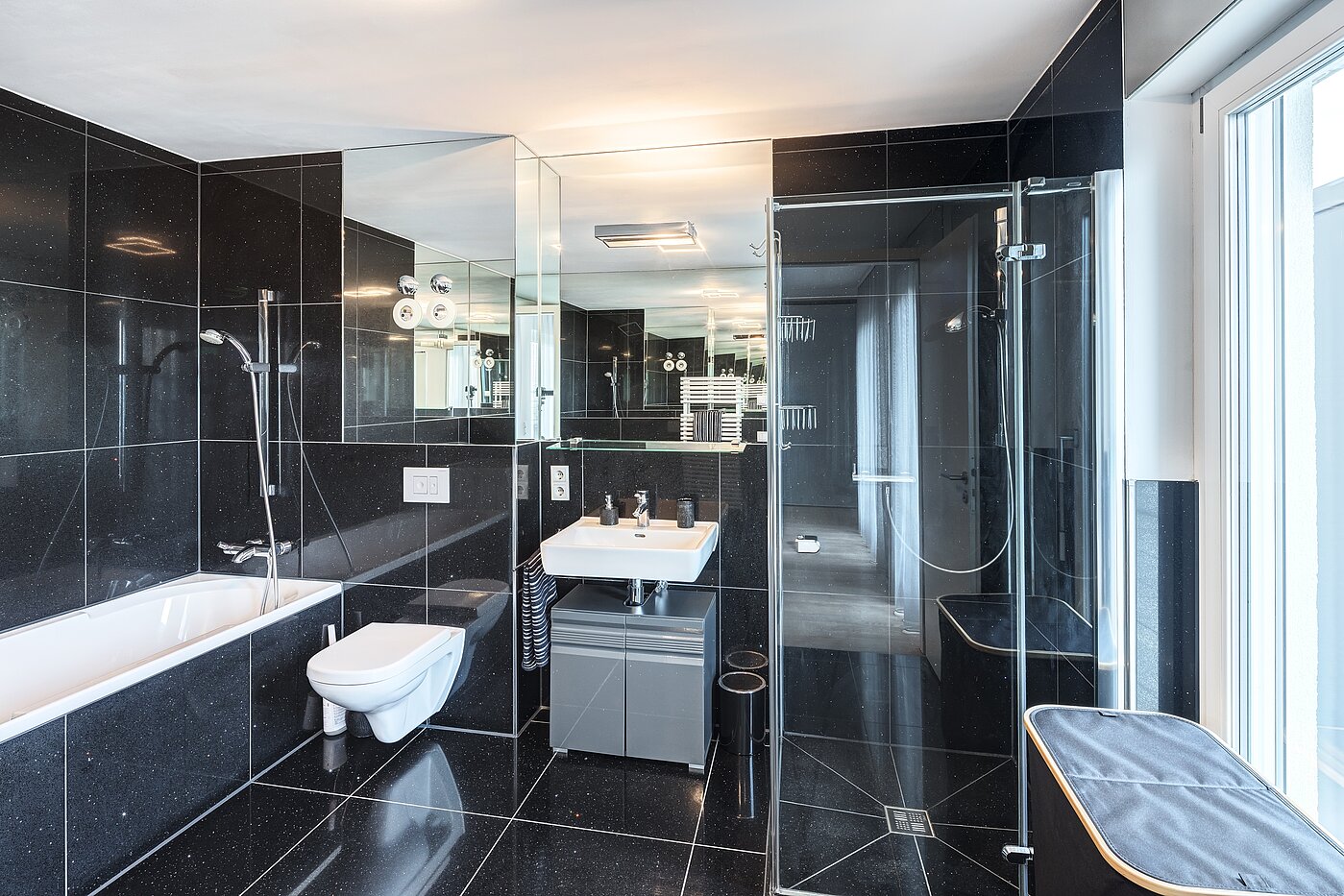 Penthouse с 3 комнатами | München-Riem | 70468 | Ensuite-Bad mit Dusche...