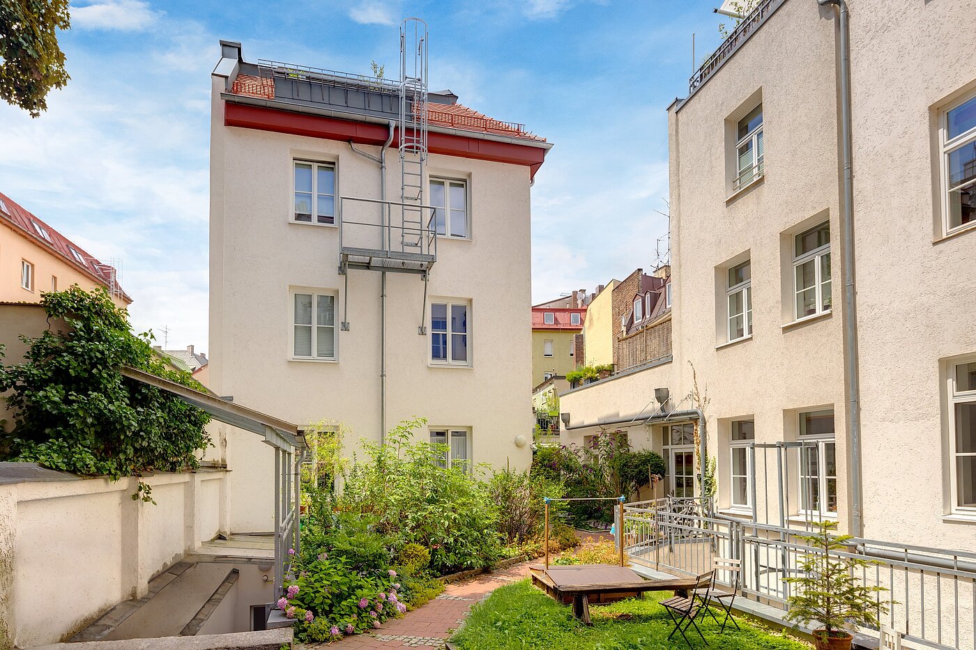 Мансардная квартира с 1 комнатная | München-Sendling | 700402 | Ansicht Rückgebäude