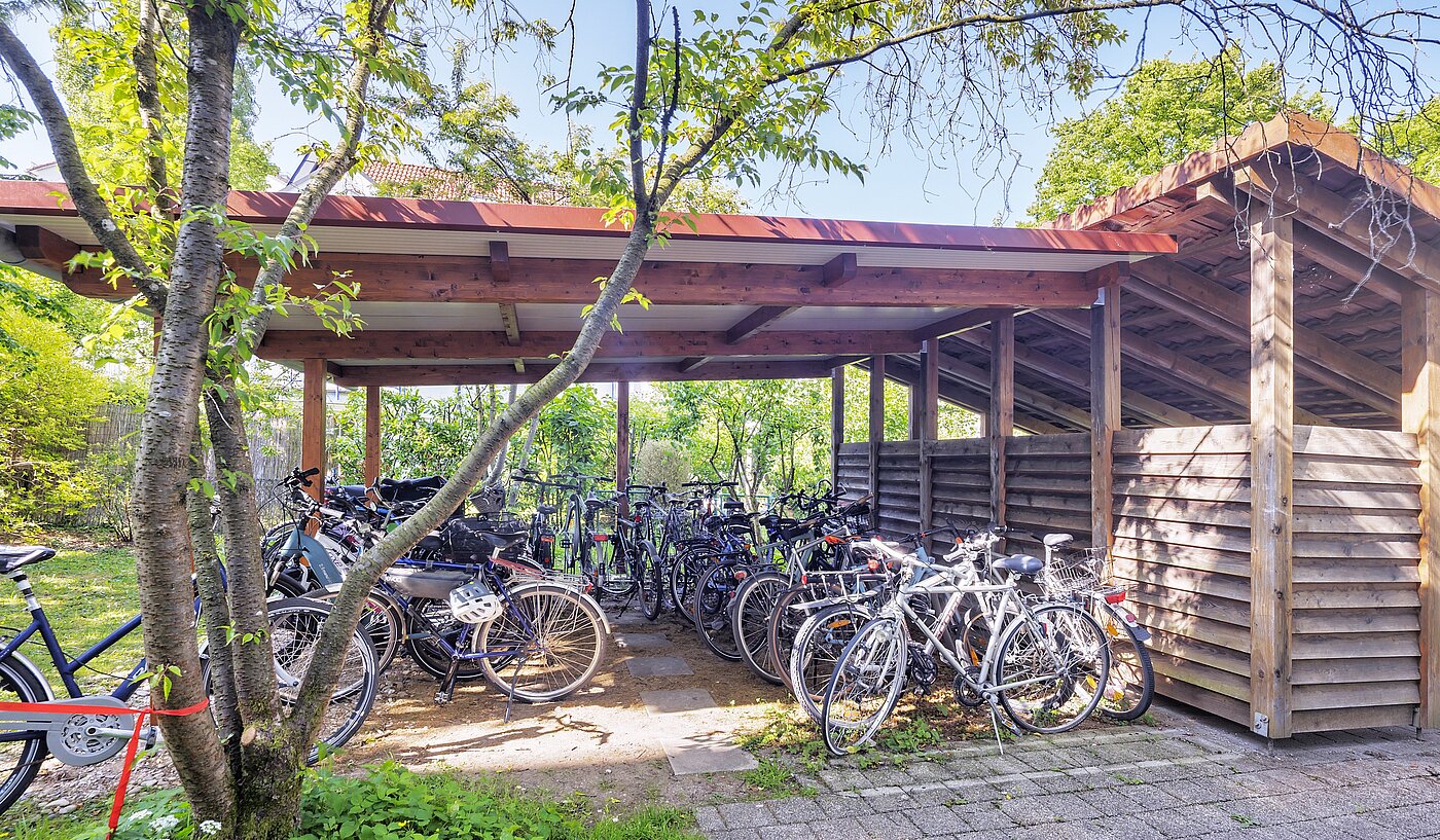 Квартира в многоэтажно доме с 2 комнатами | München-Laim | 70226 | ...-Möglichkeit