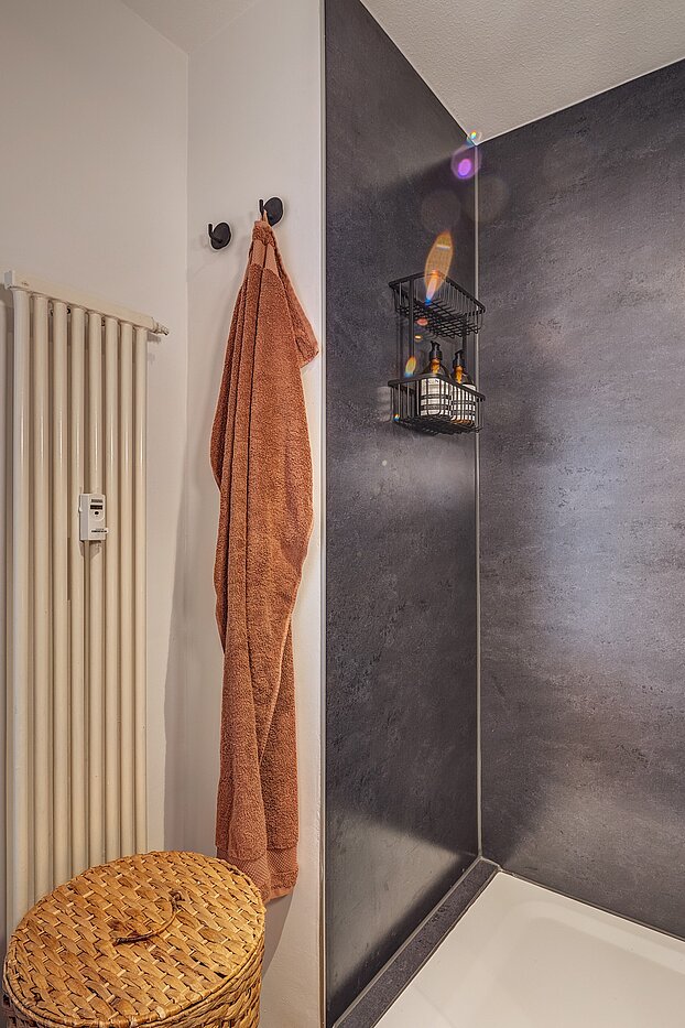 Квартира в многоэтажно доме с 1 комнатная | München-Maxvorstadt | 700022 | Große Dusche