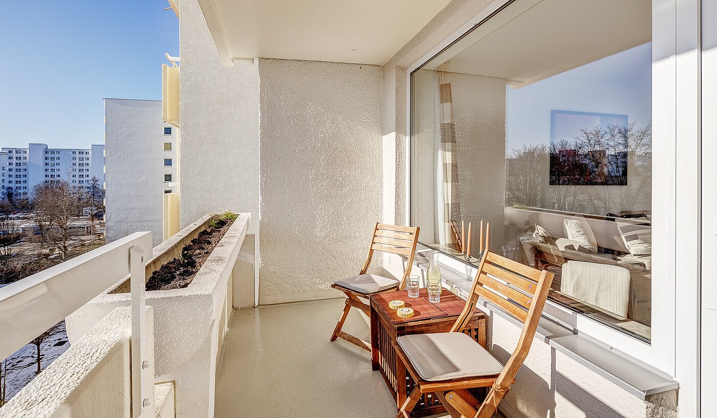 Квартира в многоэтажно доме с 3.5 комнатами | Haar | 2201ML5 | ...mit Südwest-Loggia und...