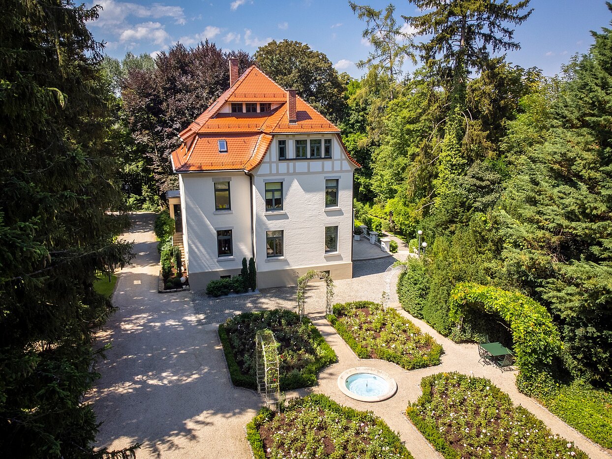 Villa с 9 комнатами | Reutlingen | 70231 | Blick in den Park