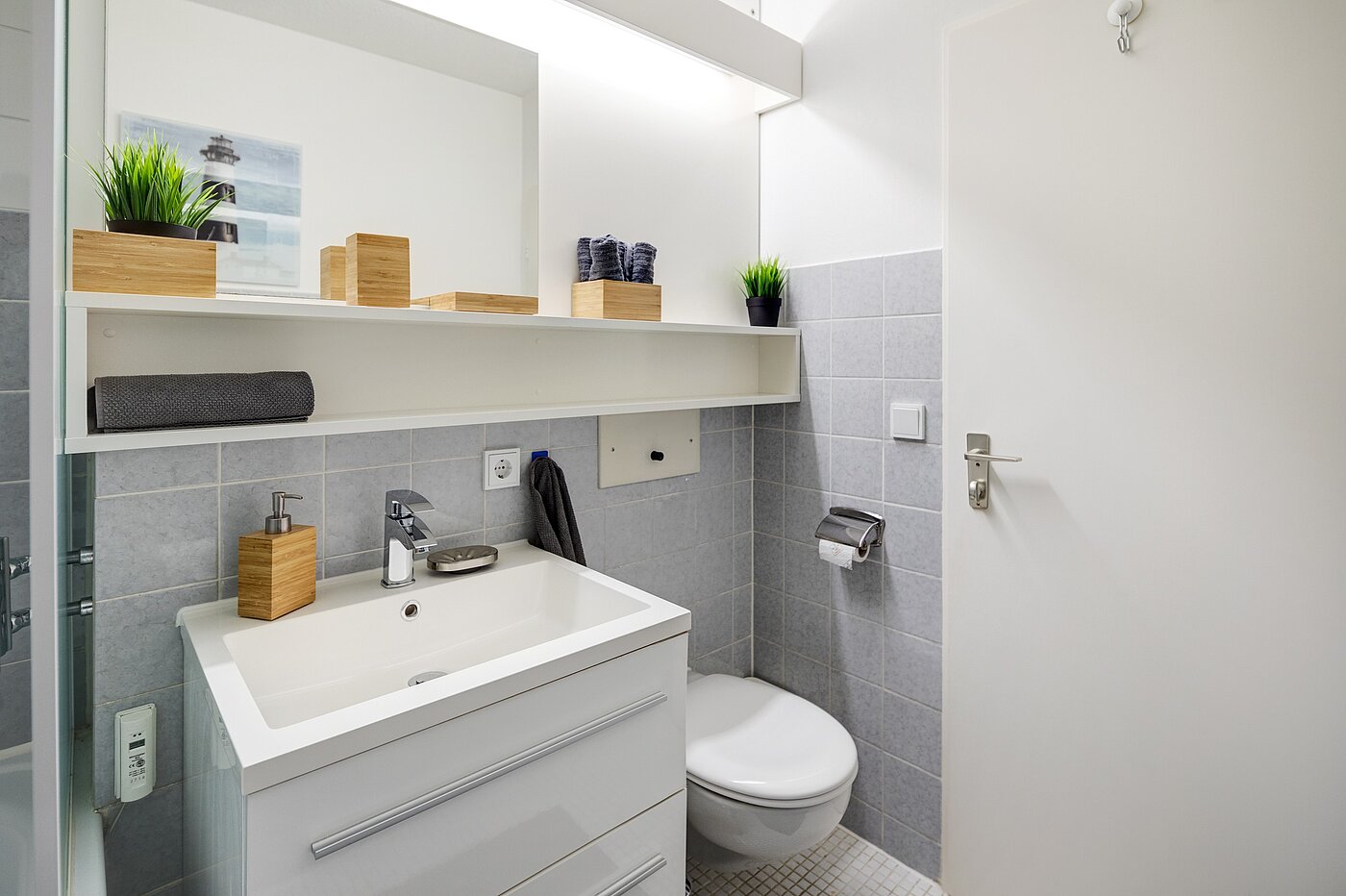 Квартира в многоэтажно доме с 1 комнатная | München-Laim | 70175 | Hell gefliestes Bad...