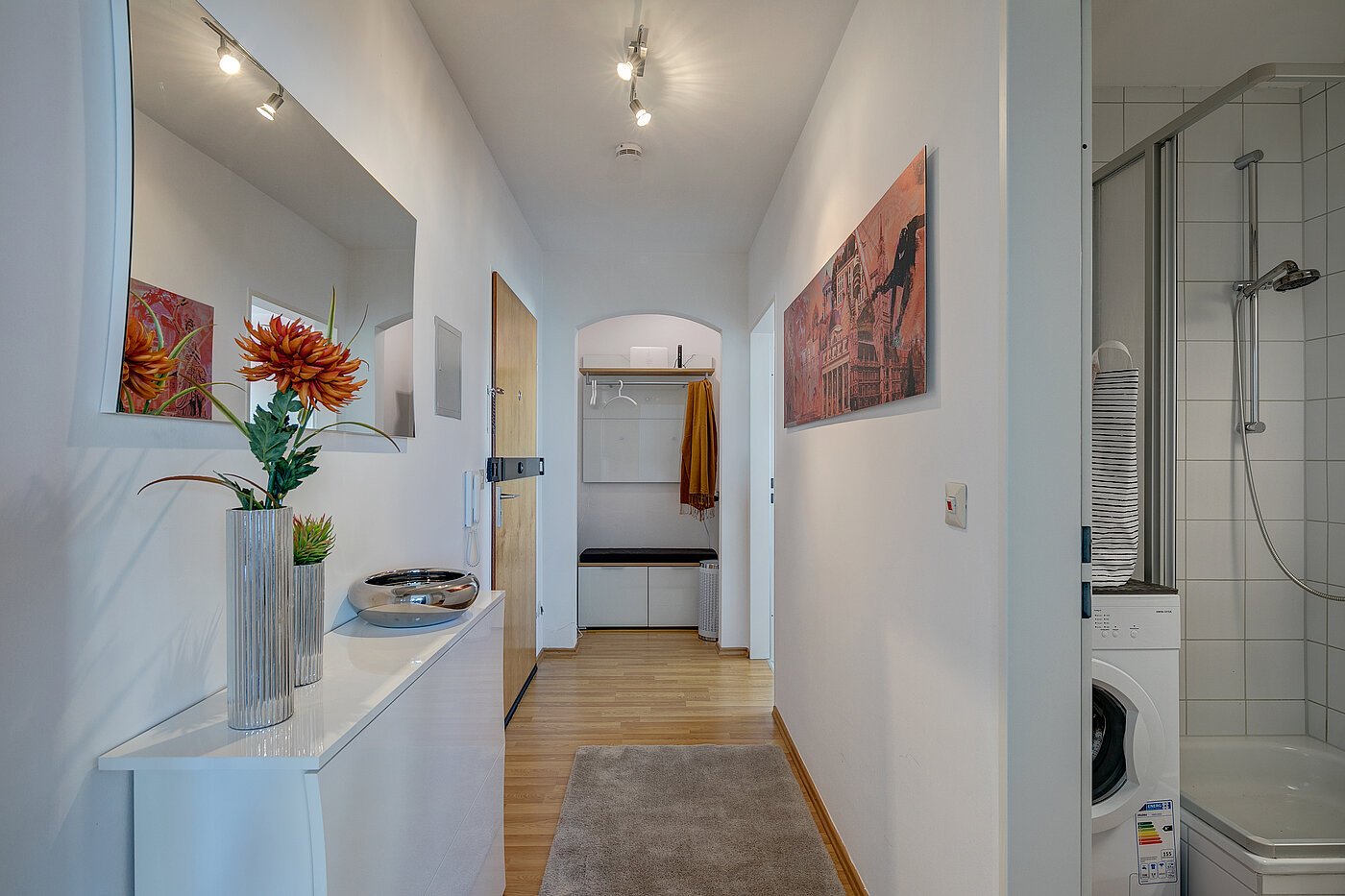 Квартира в многоэтажно доме с 2 комнатами | München-Moosach | 70407 | Eingangsbereich