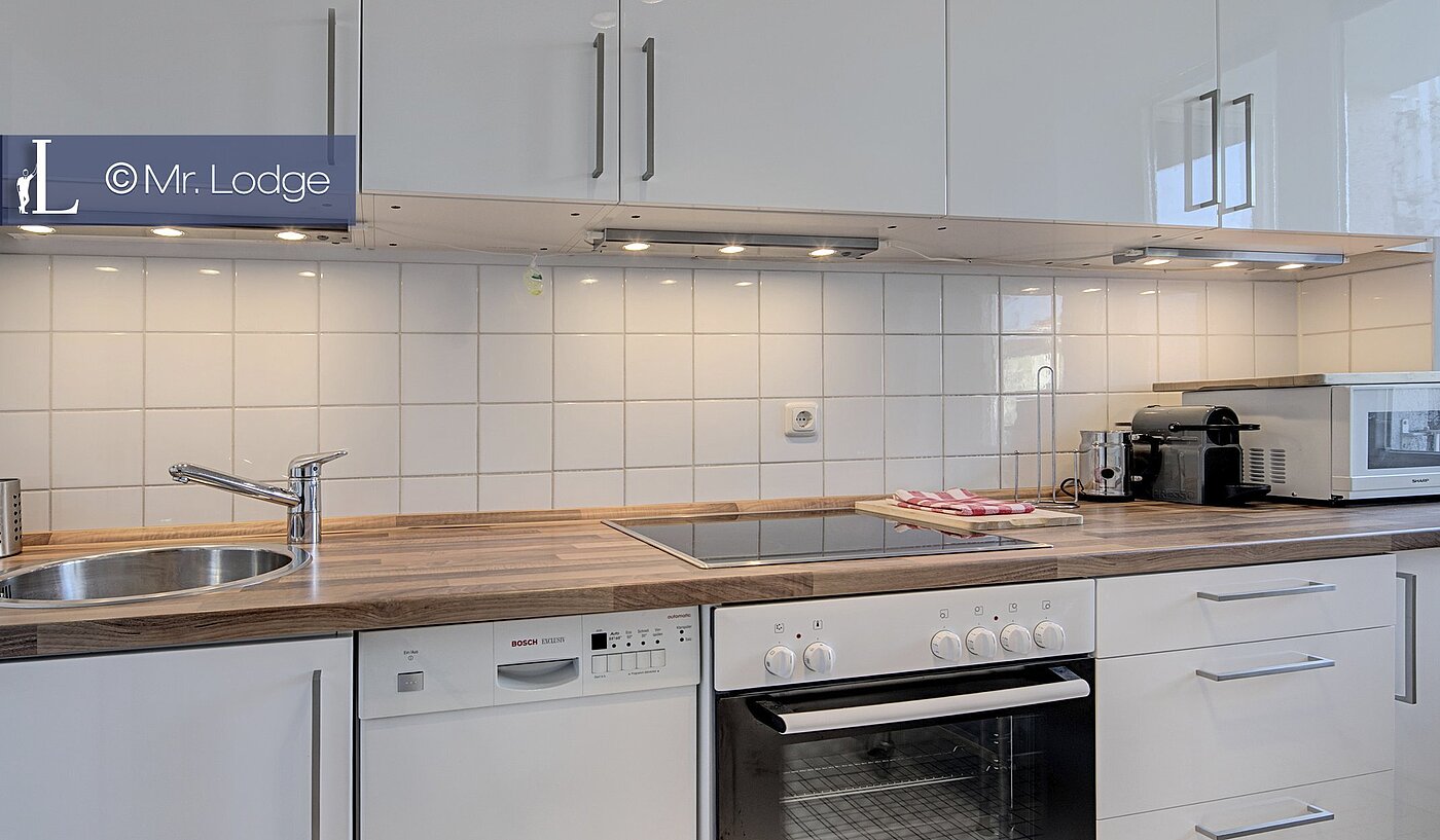 Квартира в многоэтажно доме с 2 комнатами | München-Lehel | 1605ML6 | Helle Küchenzeile