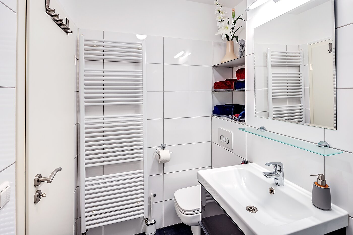 Квартира в многоэтажно доме с 1 комнатная | München-Ludwigsvorstadt | 70176 | ...und Handtuchheizkörper