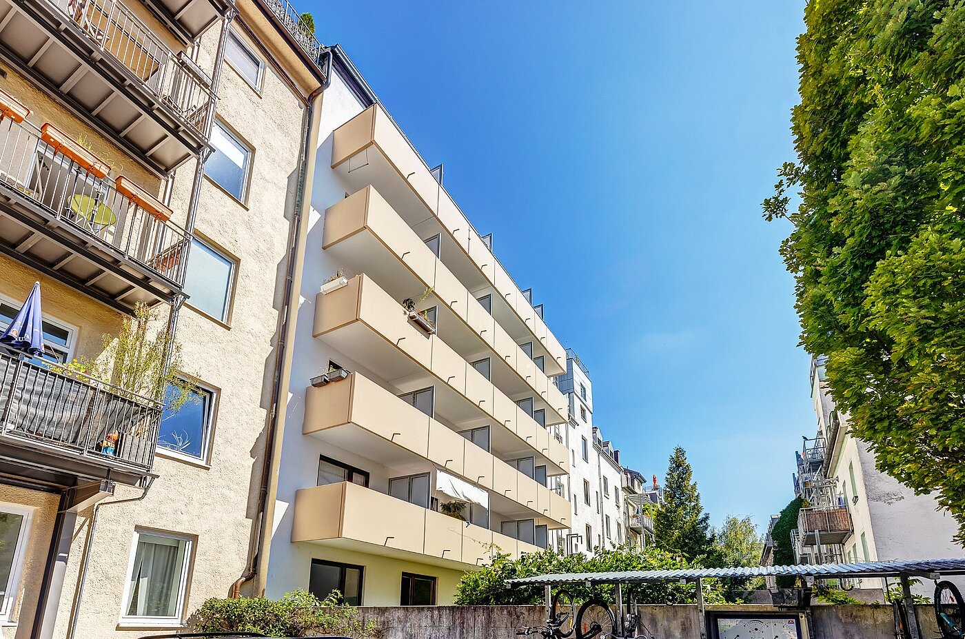 Квартира в многоэтажно доме с 1 комнатная | München-Isarvorstadt | 2108ML10 | Rückansicht