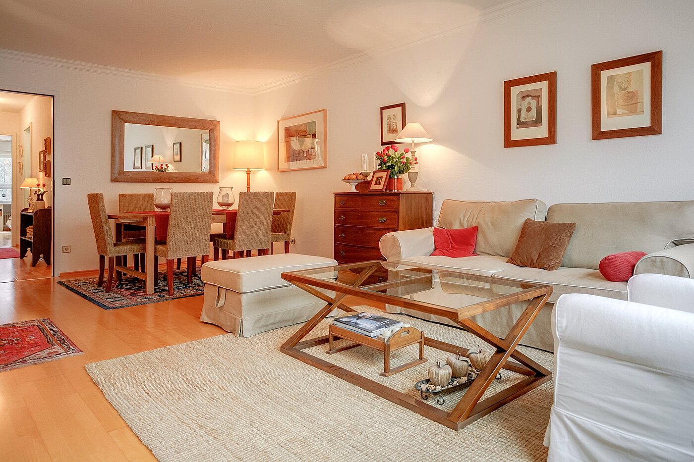 Квартира в многоэтажно доме с 3 комнатами | München-Au | 2003ML17 | Helles Wohnzimmer mit Essplatz