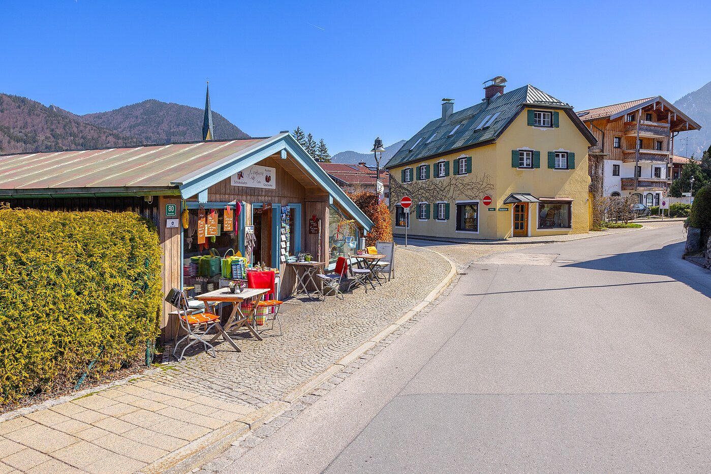 Mehrfamilienhaus с 11 комнатами | Rottach-Egern | 70215 | Eigene Bootshütte